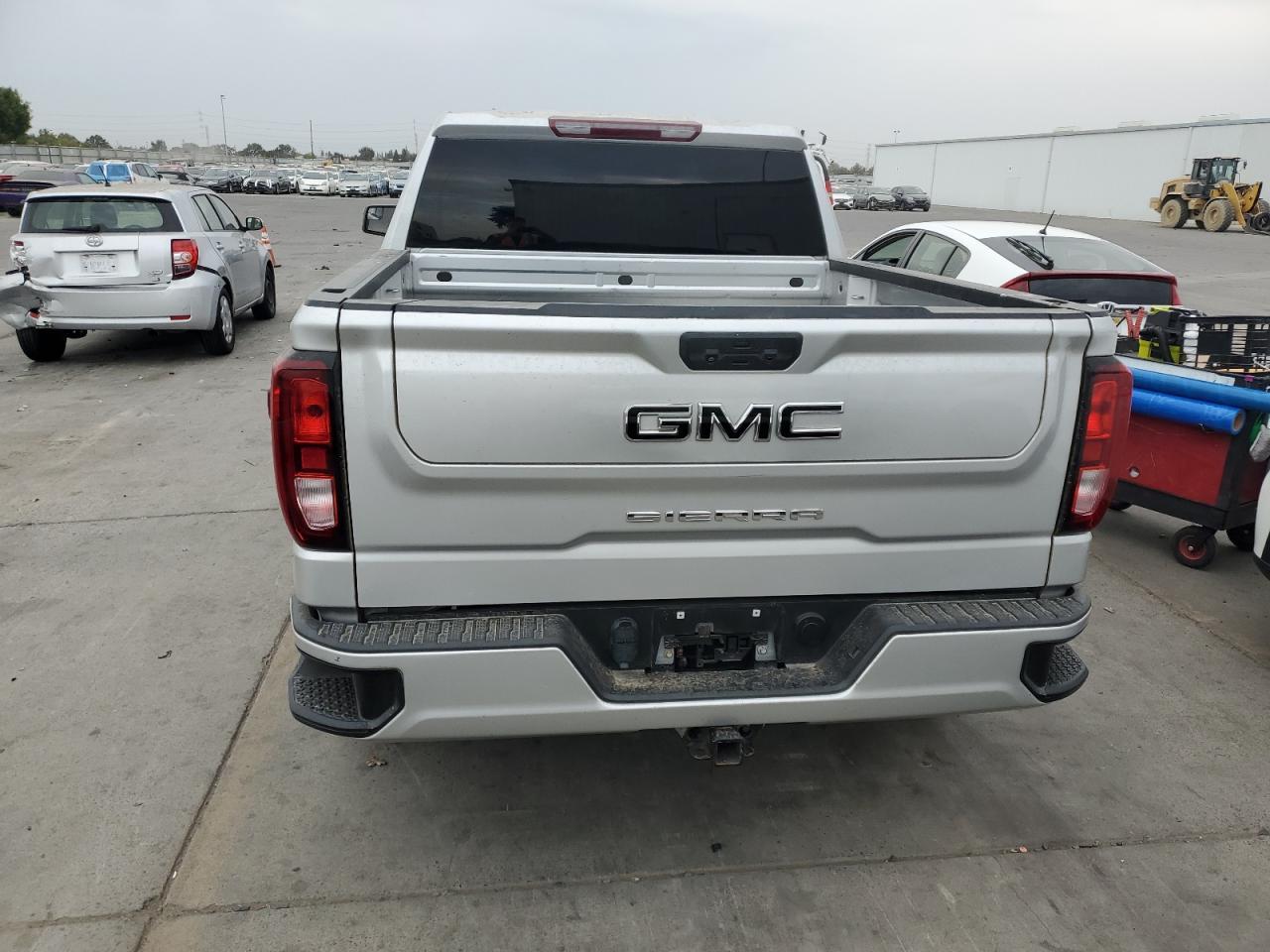 2022 GMC Sierra - zdjęcie 6