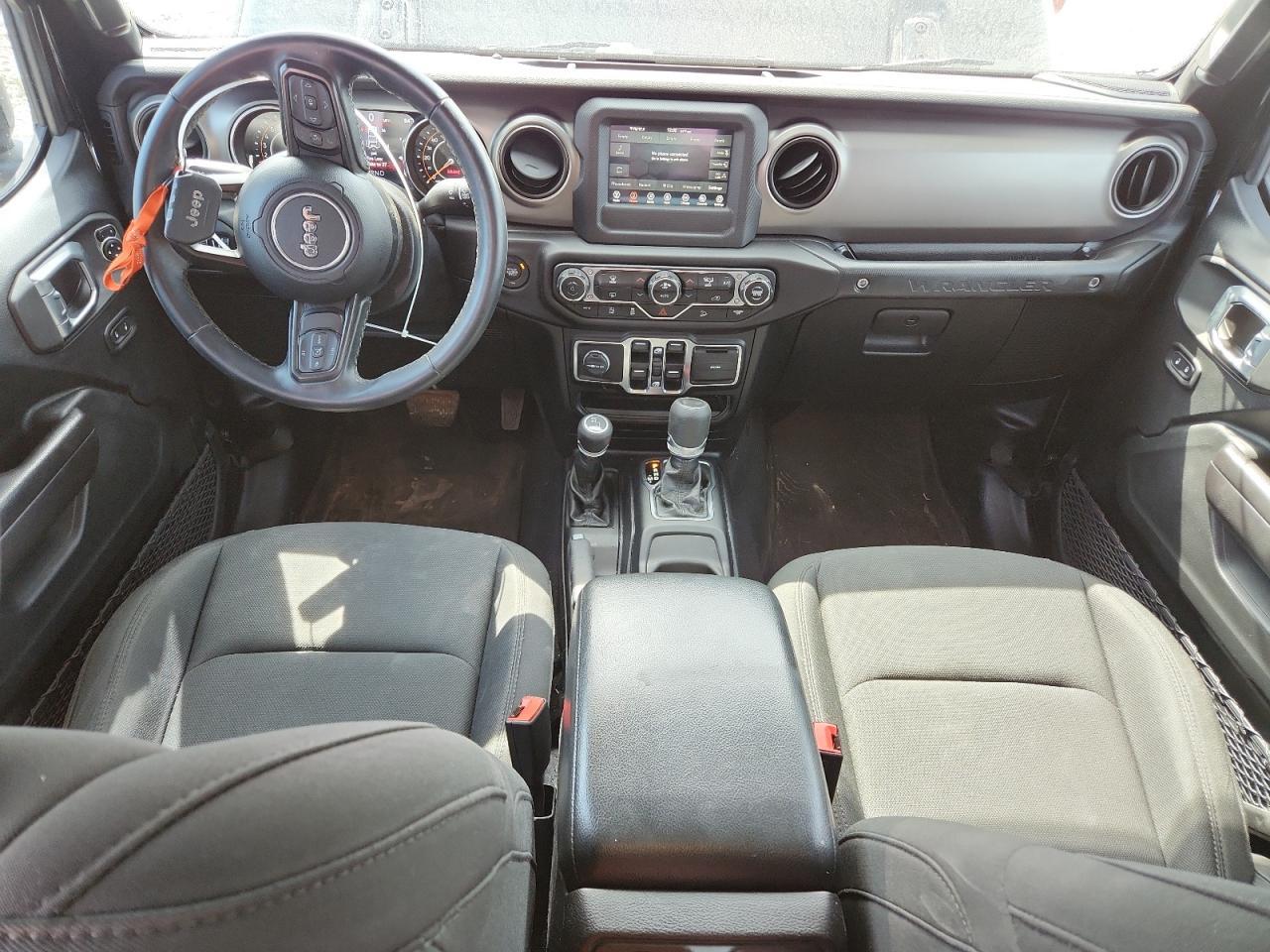 2021 Jeep Wrangler Unlimited Sport - zdjęcie 8