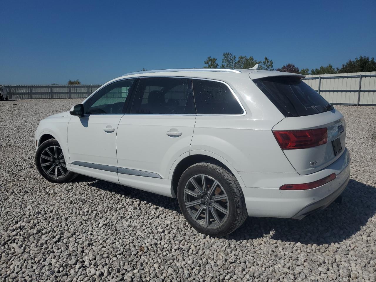 2017 Audi Q7 Premium - zdjęcie 2