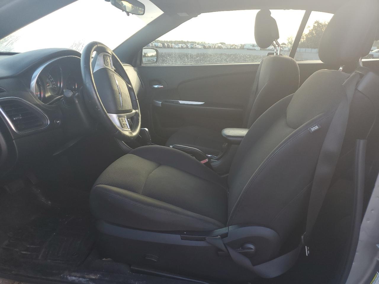 2014 Chrysler 200 - zdjęcie 7