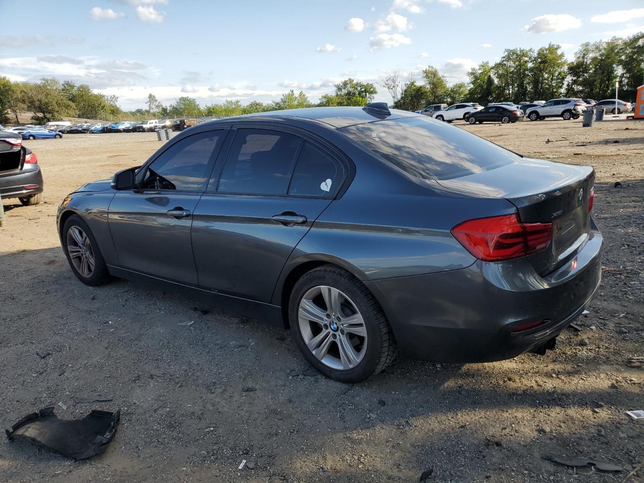 2016 BMW Seria 3 - zdjęcie 2