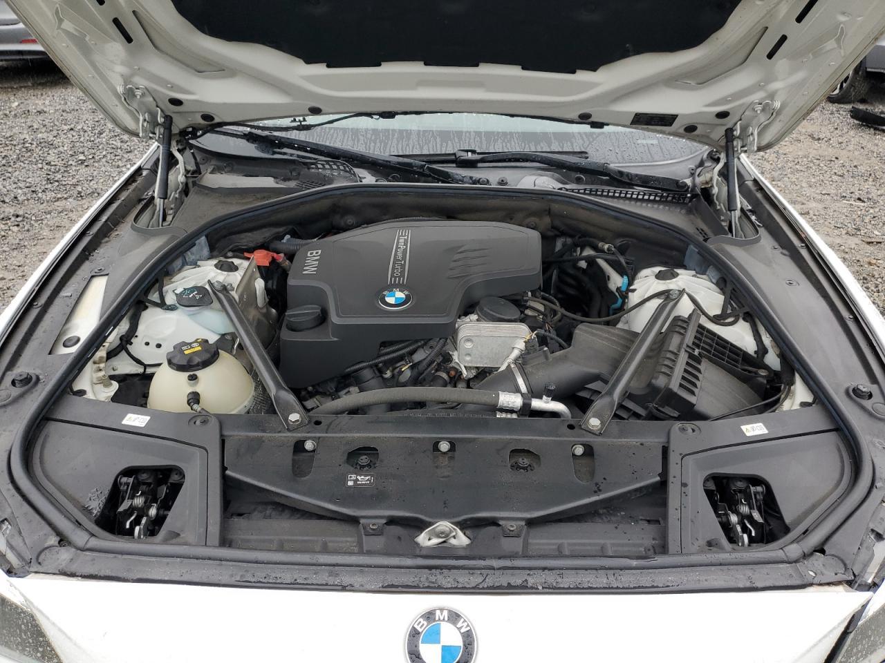 2016 BMW Seria 5 - zdjęcie 11