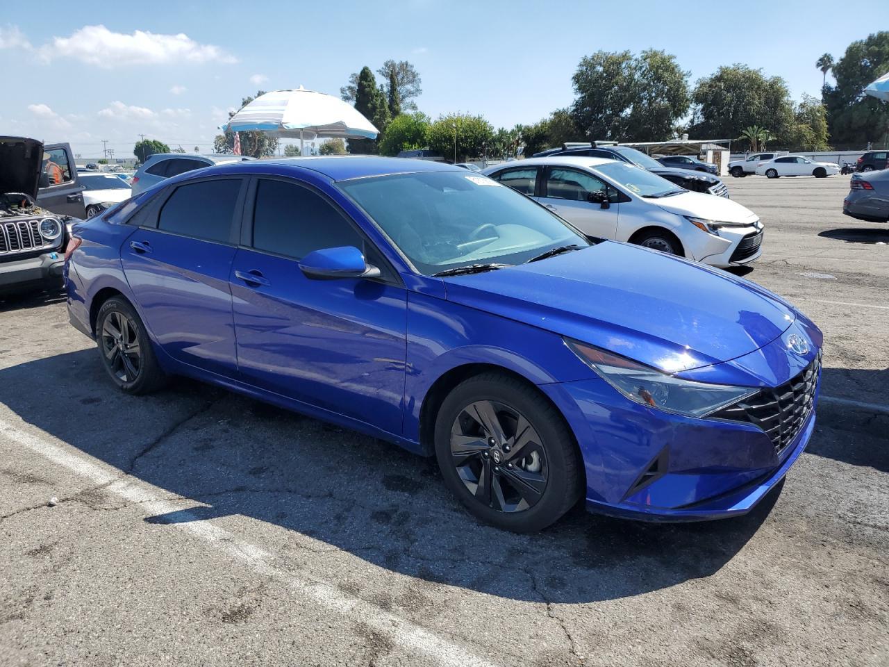 2023 Hyundai Elantra Blue - zdjęcie 4