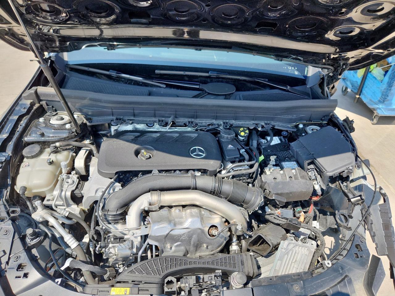 2024 Mercedes-Benz GLB - zdjęcie 12