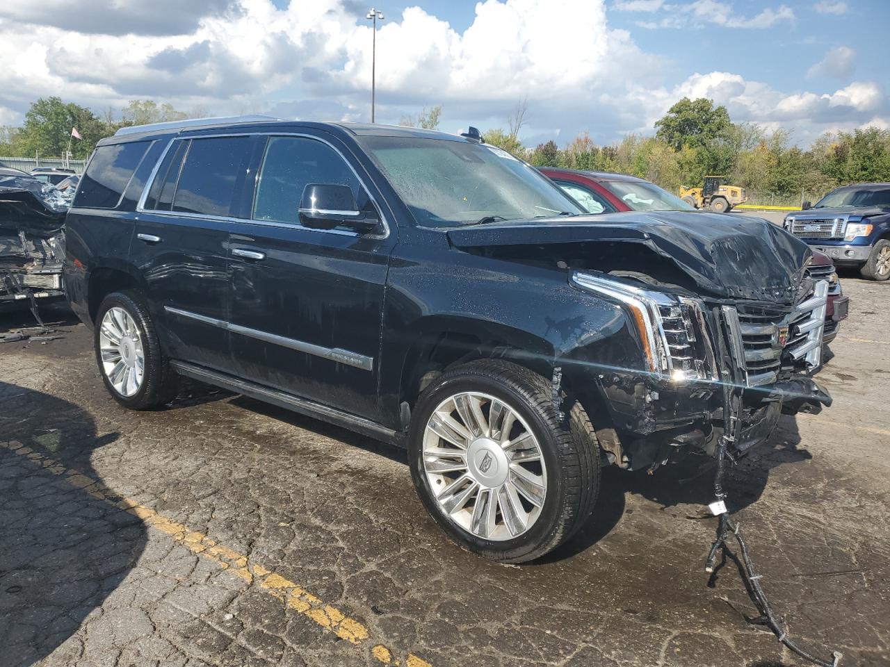 2016 Cadillac Escalade Platinum - zdjęcie 4
