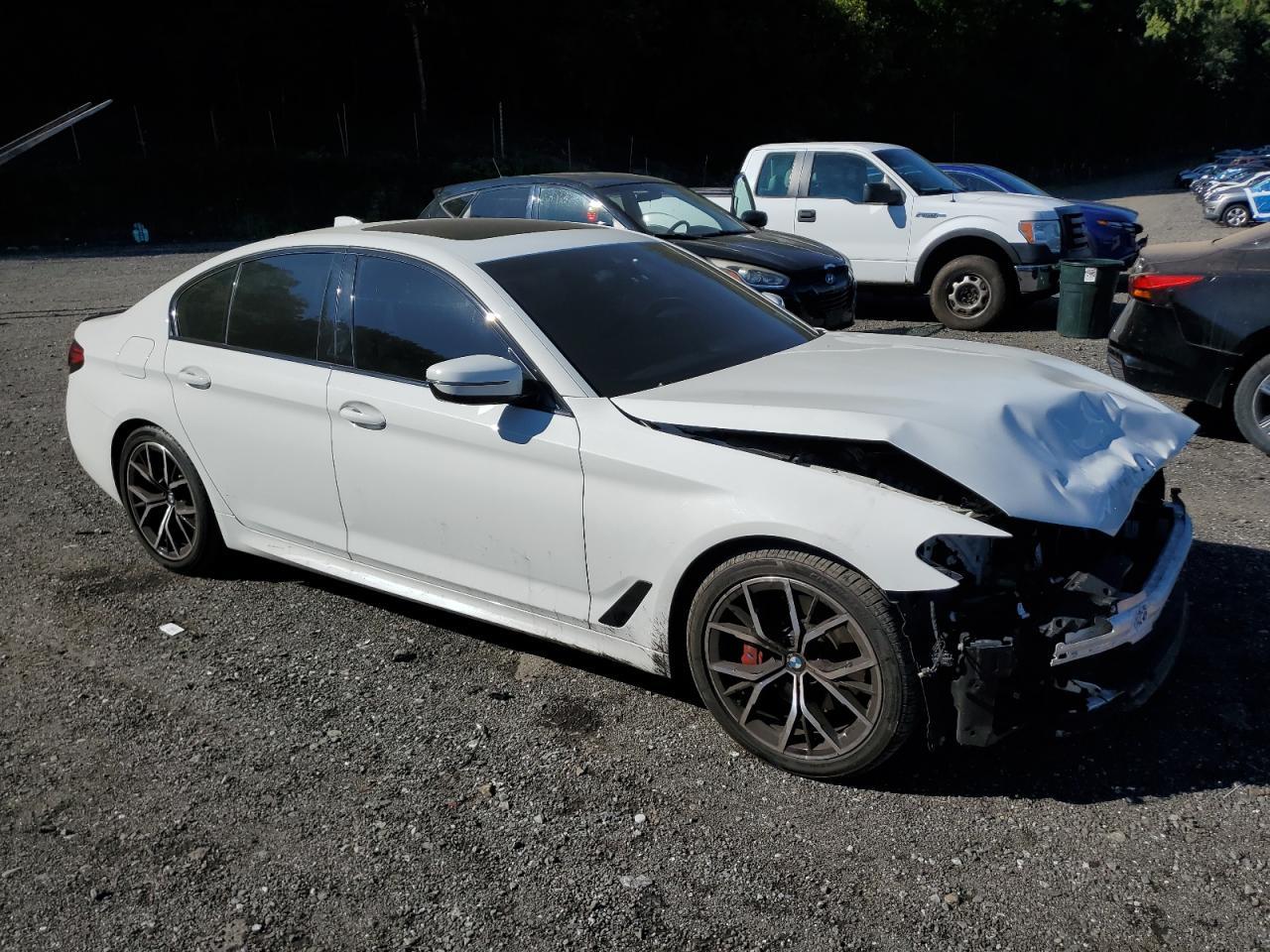 2023 BMW Seria 5 530i - zdjęcie 4