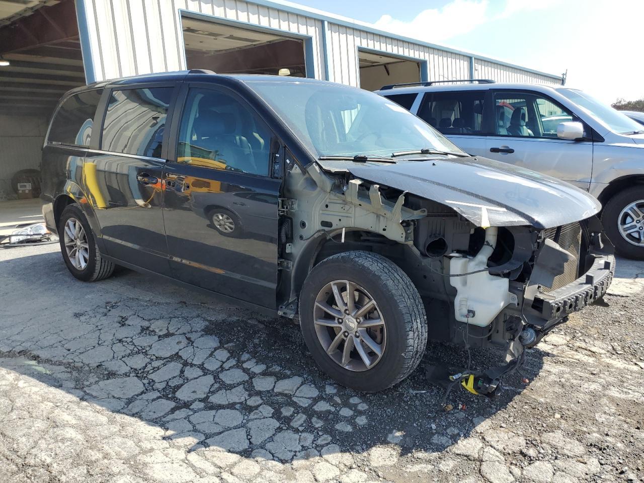 2018 Dodge Grand Caravan Sxt - zdjęcie 4