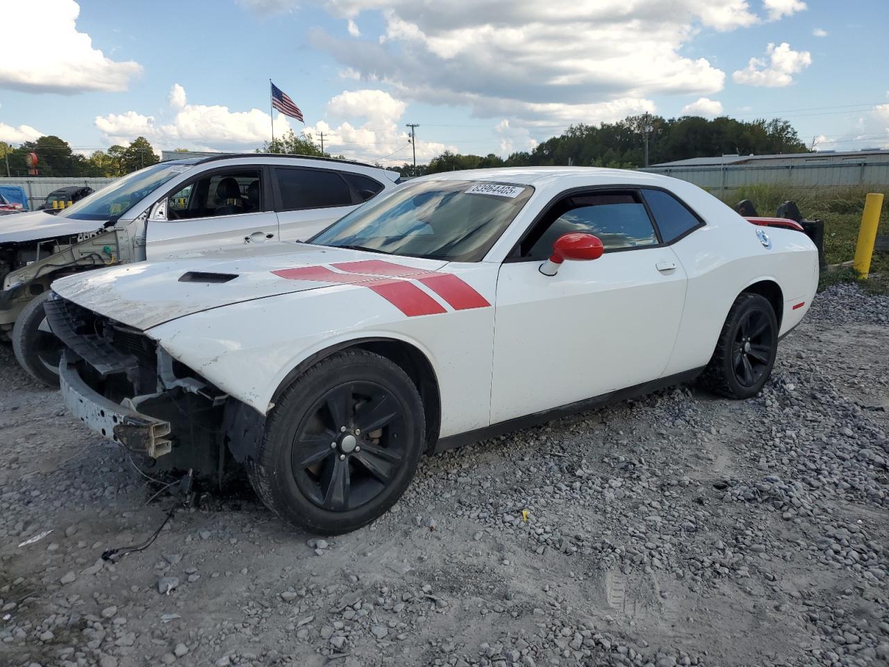 2016 Dodge Challenger Sxt - zdjęcie główne