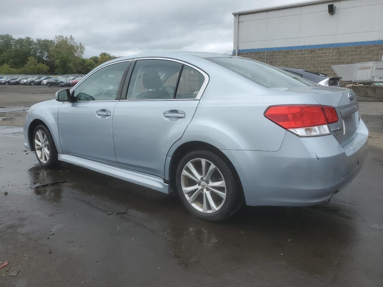 2014 Subaru Legacy 2.5I Premium - zdjęcie 2