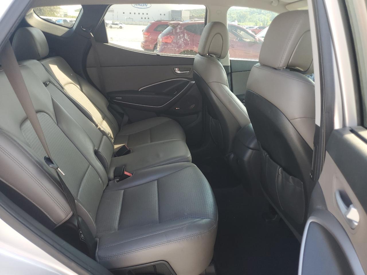 2014 Hyundai Santa Fe - zdjęcie 11