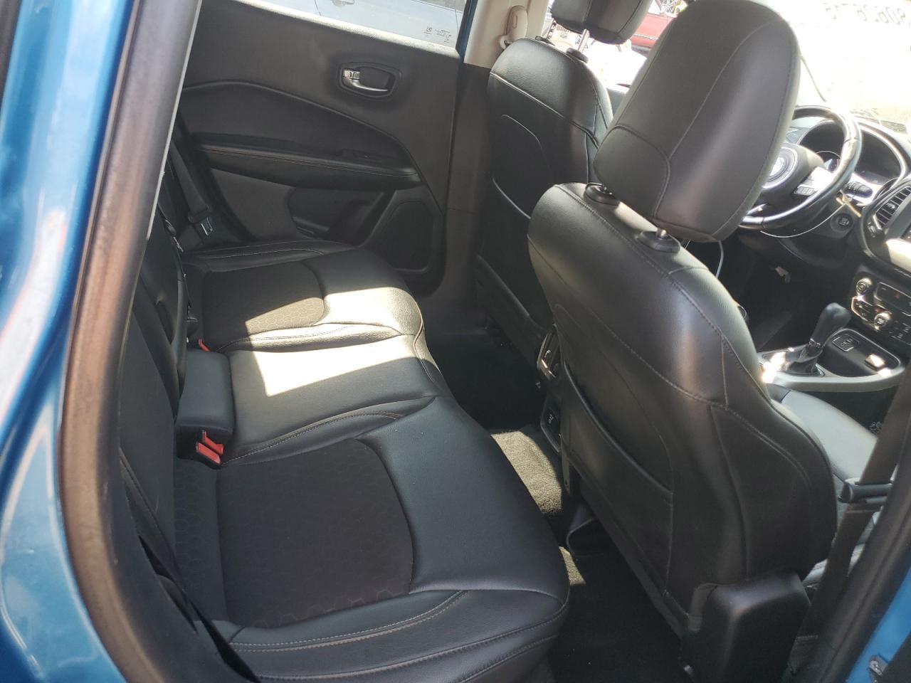 2018 Jeep Compass - zdjęcie 11
