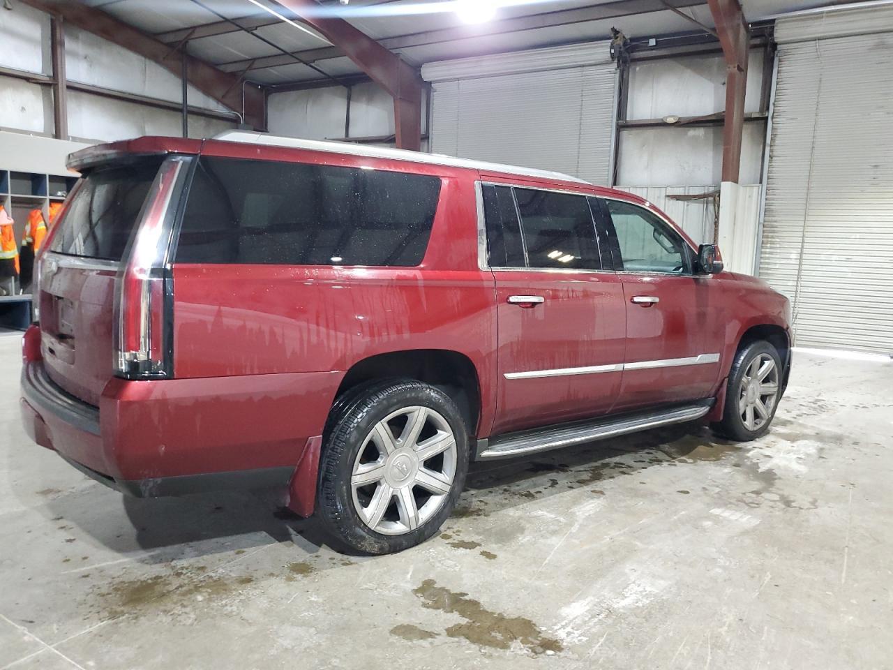 2017 Cadillac Escalade Esv Luxury - zdjęcie 3