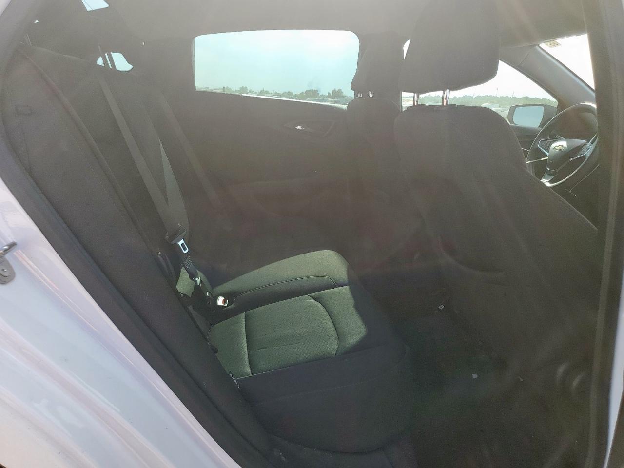 2019 Chevrolet Malibu Ls - zdjęcie 10