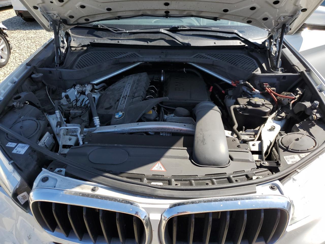 2015 BMW X6 - zdjęcie 12