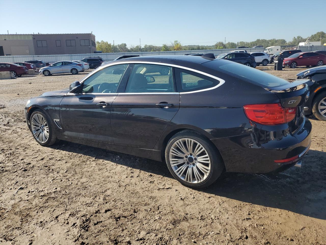 2015 BMW 335 Xigt - zdjęcie 2