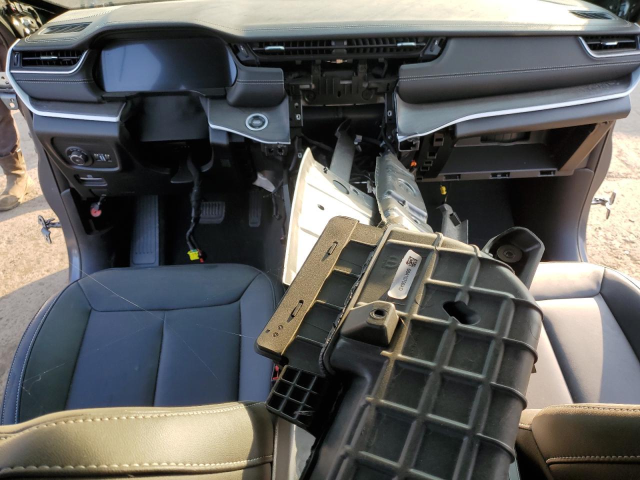 2025 Jeep Grand Cherokee Limited - zdjęcie 8