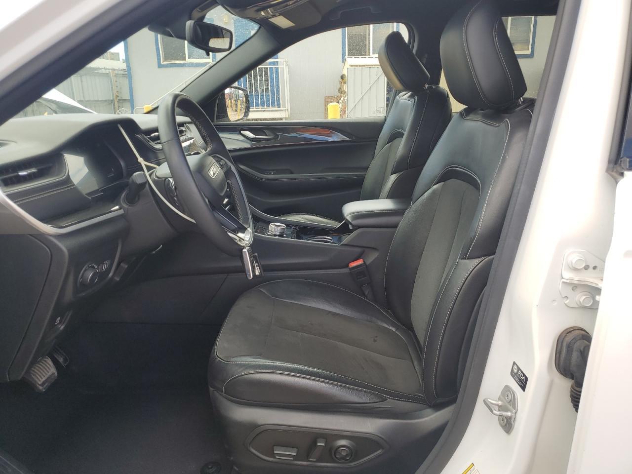 2023 Jeep Grand Cherokee Laredo - zdjęcie 7