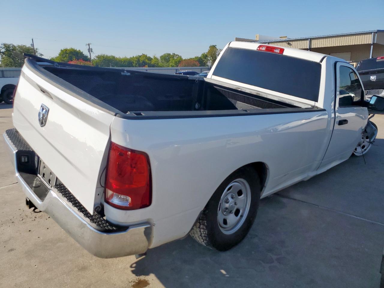 2020 RAM 1500 - zdjęcie 3