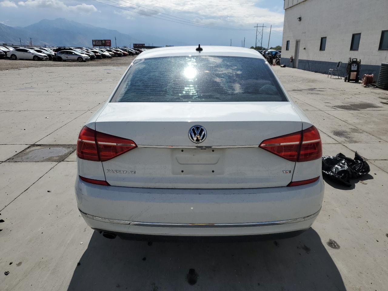 2016 Volkswagen Passat Se - zdjęcie 6