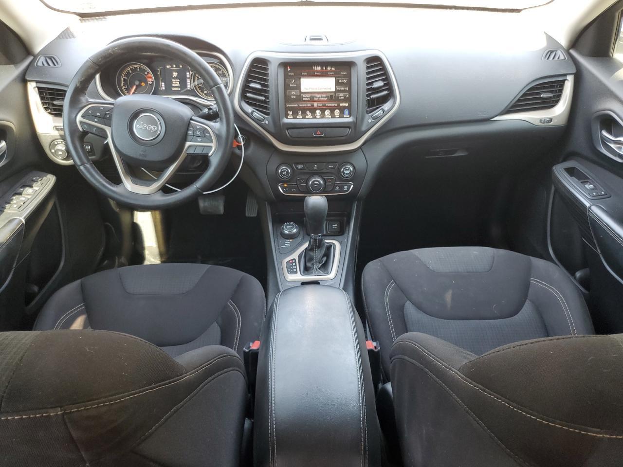 2016 Jeep Cherokee - zdjęcie 8