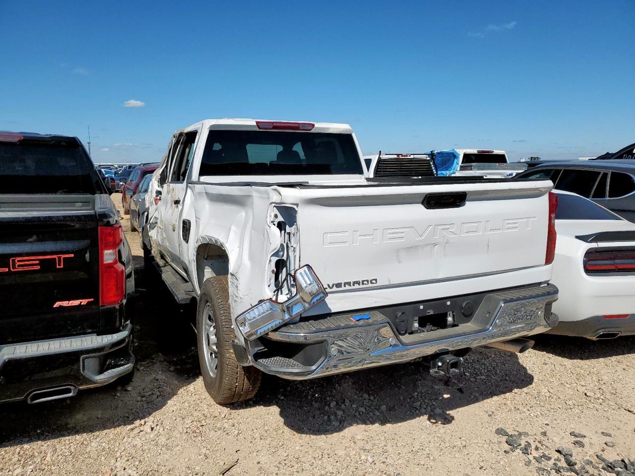 2025 Chevrolet Silverado K2500 Heavy Duty - zdjęcie 2