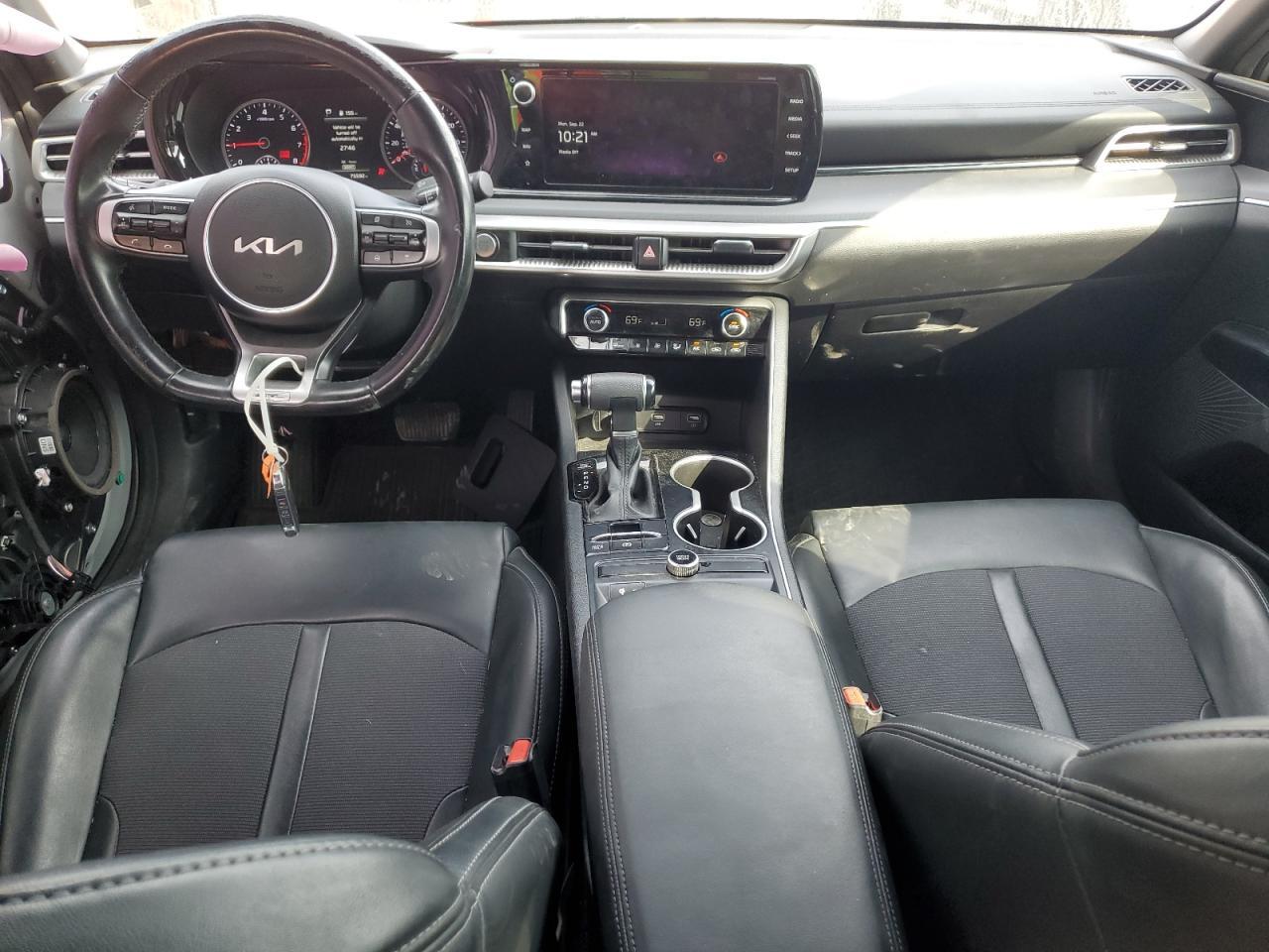 2023 Kia K5 - zdjęcie 8