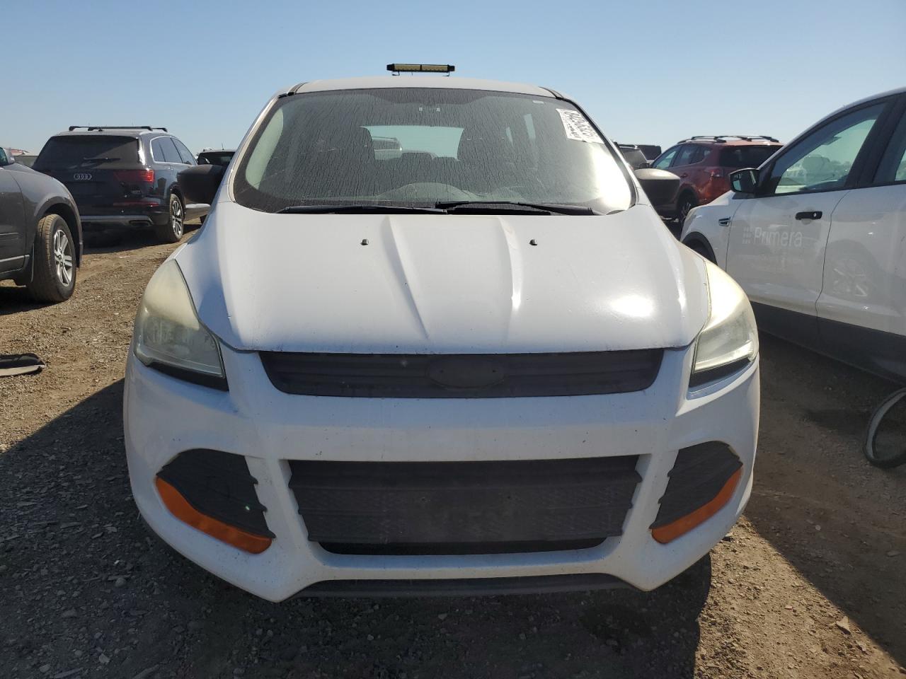 2014 Ford Escape S - zdjęcie 5