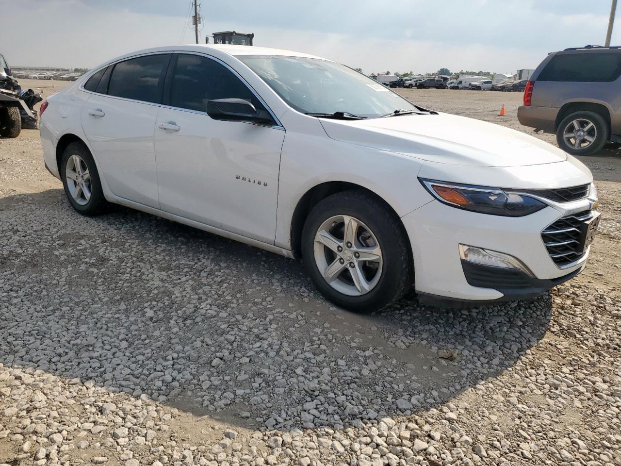 2019 Chevrolet Malibu Ls - zdjęcie 4
