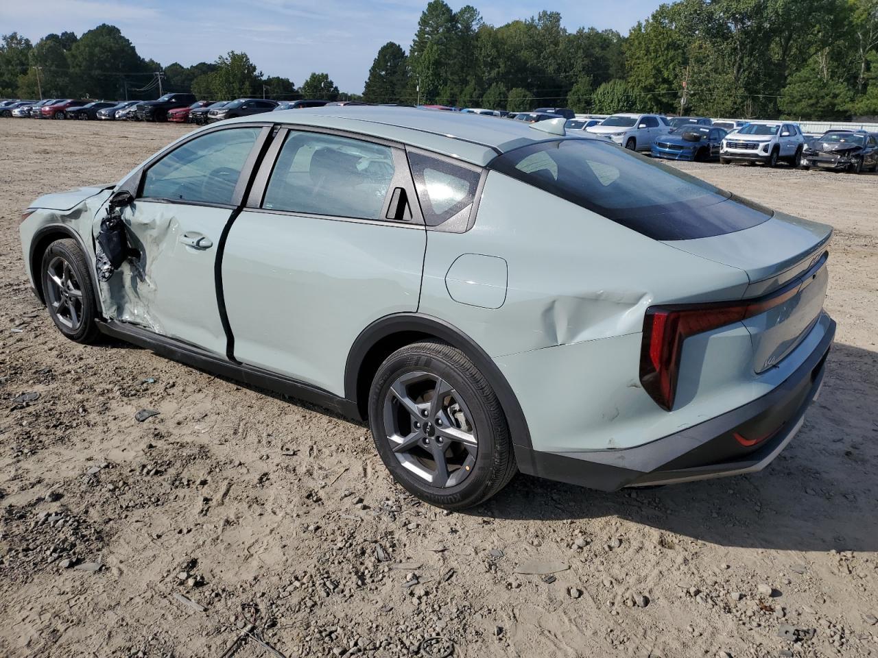 2025 Kia K4 Lx - zdjęcie 2