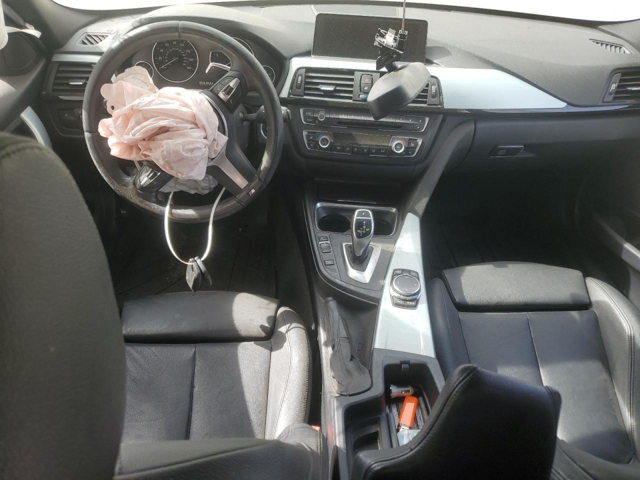2015 BMW 328 Xi - zdjęcie 8
