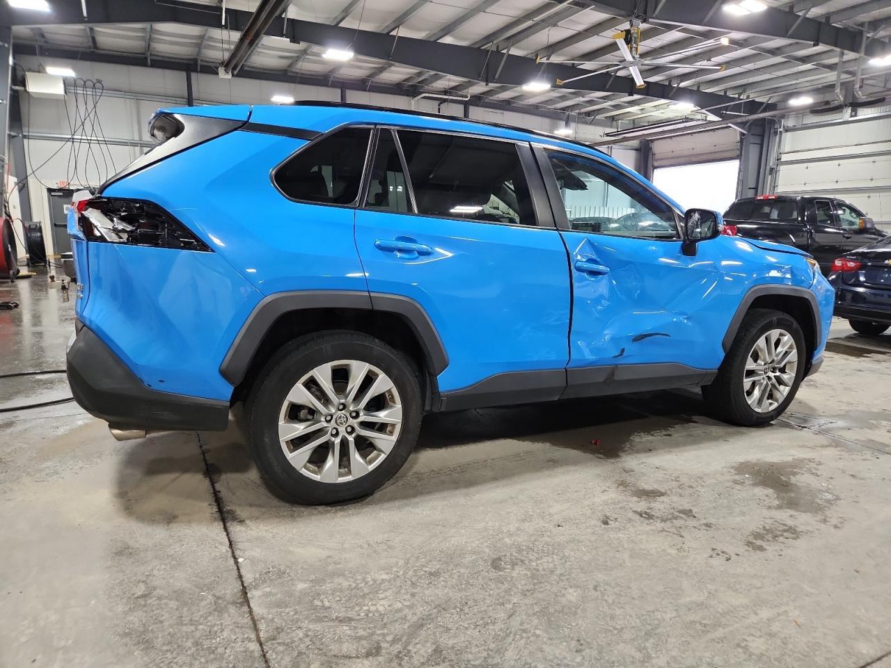 2019 Toyota Rav4 Xle Premium - zdjęcie 3