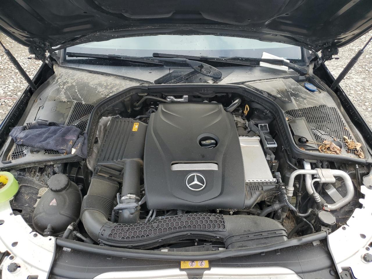 2018 Mercedes-Benz C 300 - zdjęcie 11