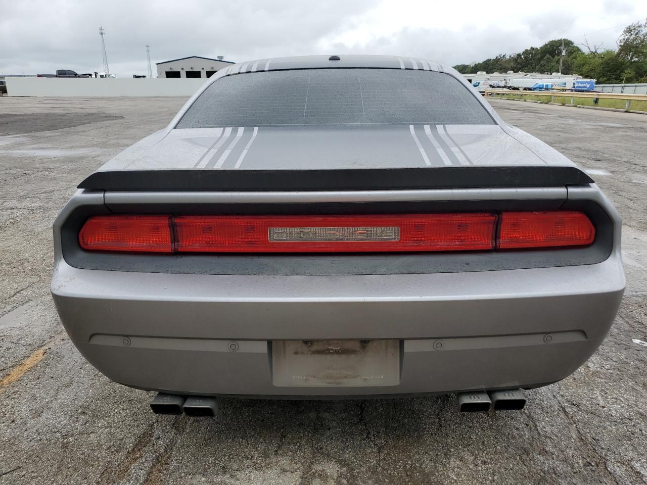 2014 Dodge Challenger R/T - zdjęcie 6