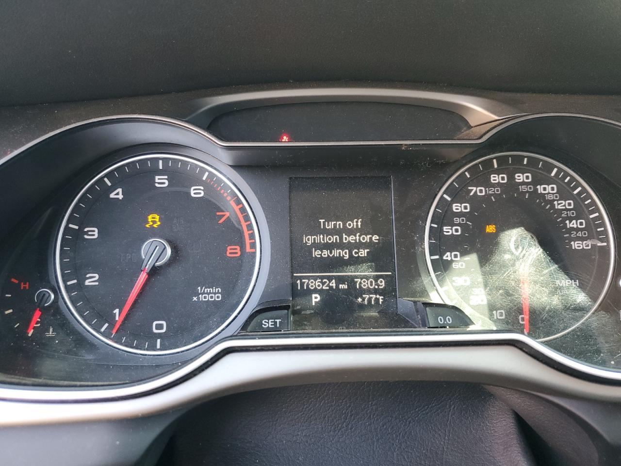 2015 Audi A4 Premium - zdjęcie 9
