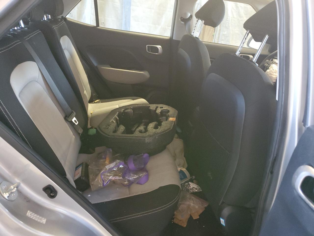 2024 Hyundai Venue Sel - zdjęcie 10