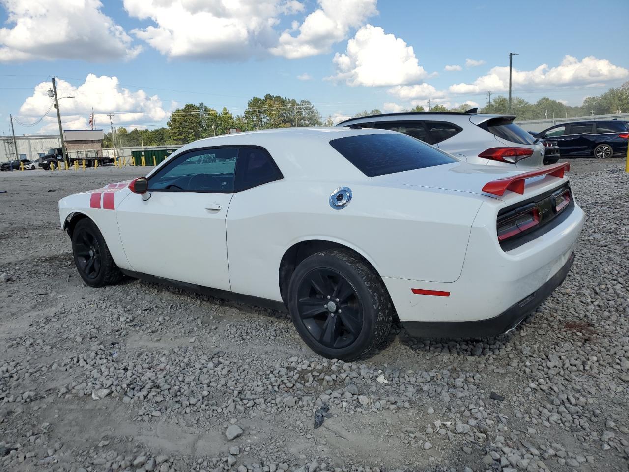 2016 Dodge Challenger Sxt - zdjęcie 2