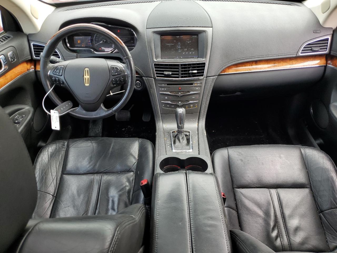 2014 Lincoln Mkt - zdjęcie 8