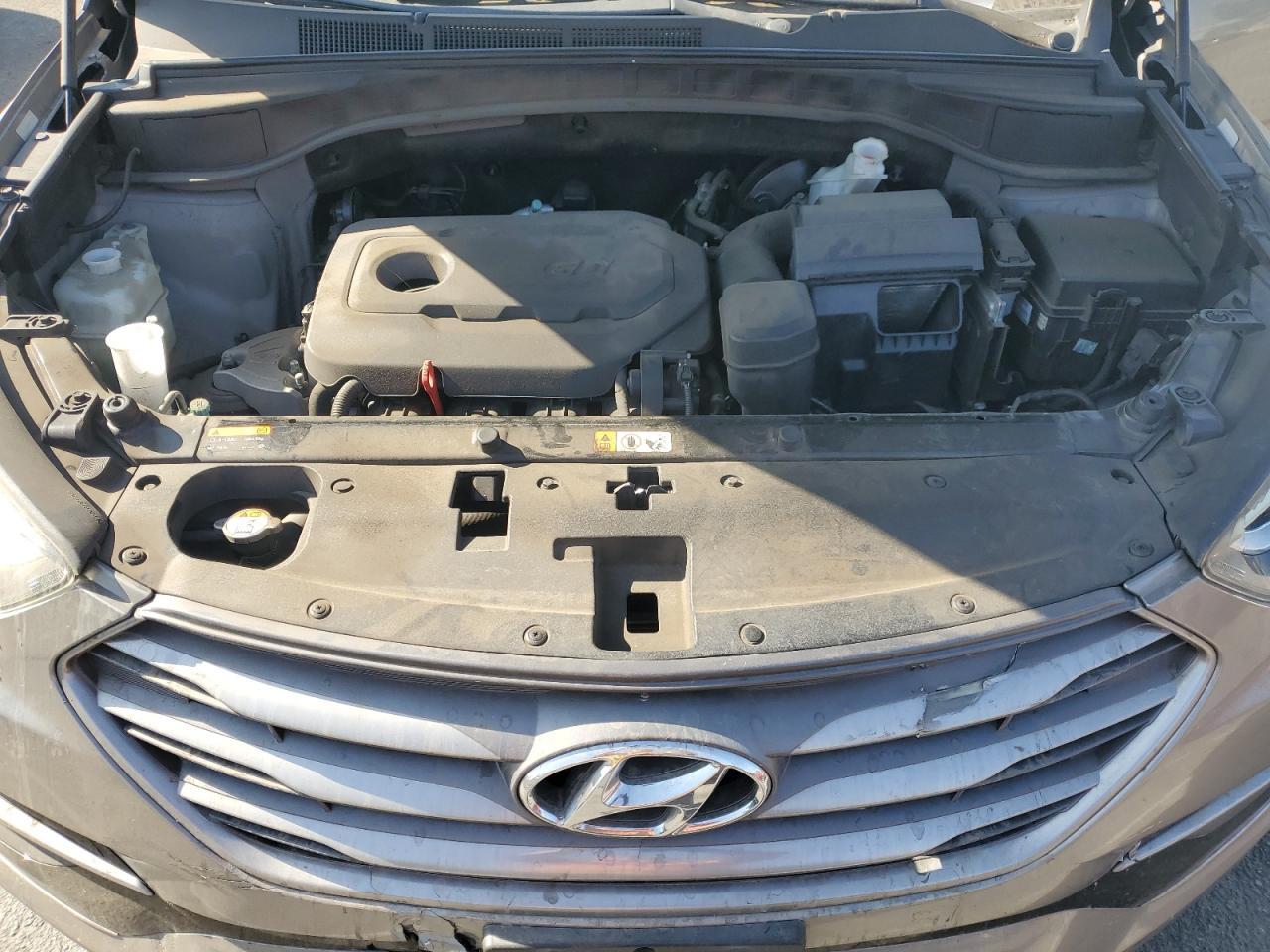 2017 Hyundai Santa Fe Sport 2.4L - zdjęcie 12