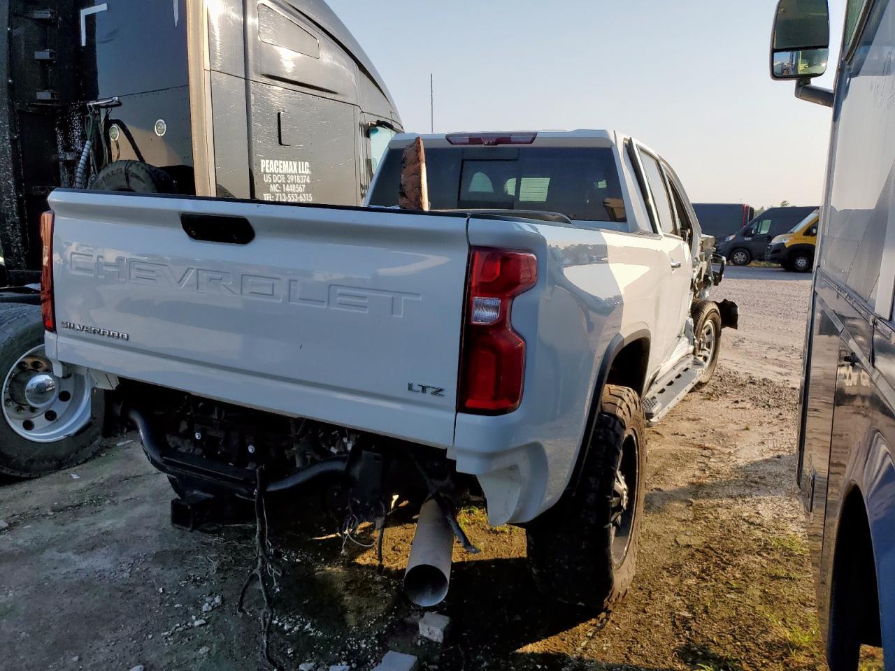 2020 Chevrolet Silverado K2500 Heavy Duty Ltz - zdjęcie 3