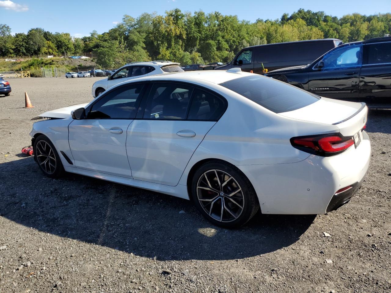 2023 BMW Seria 5 530i - zdjęcie 2