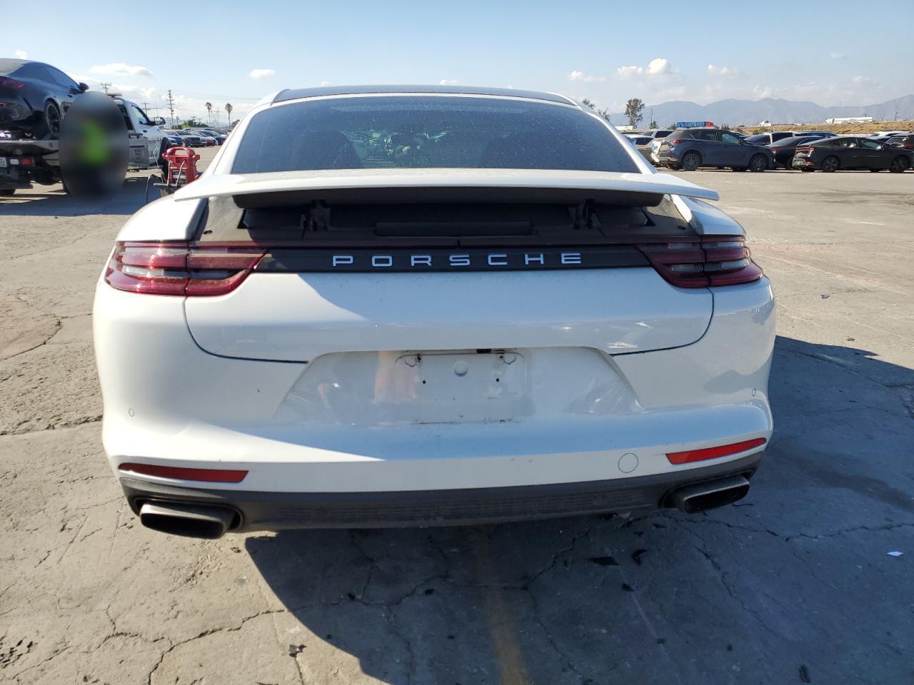 2018 Porsche Panamera 4 - zdjęcie 6
