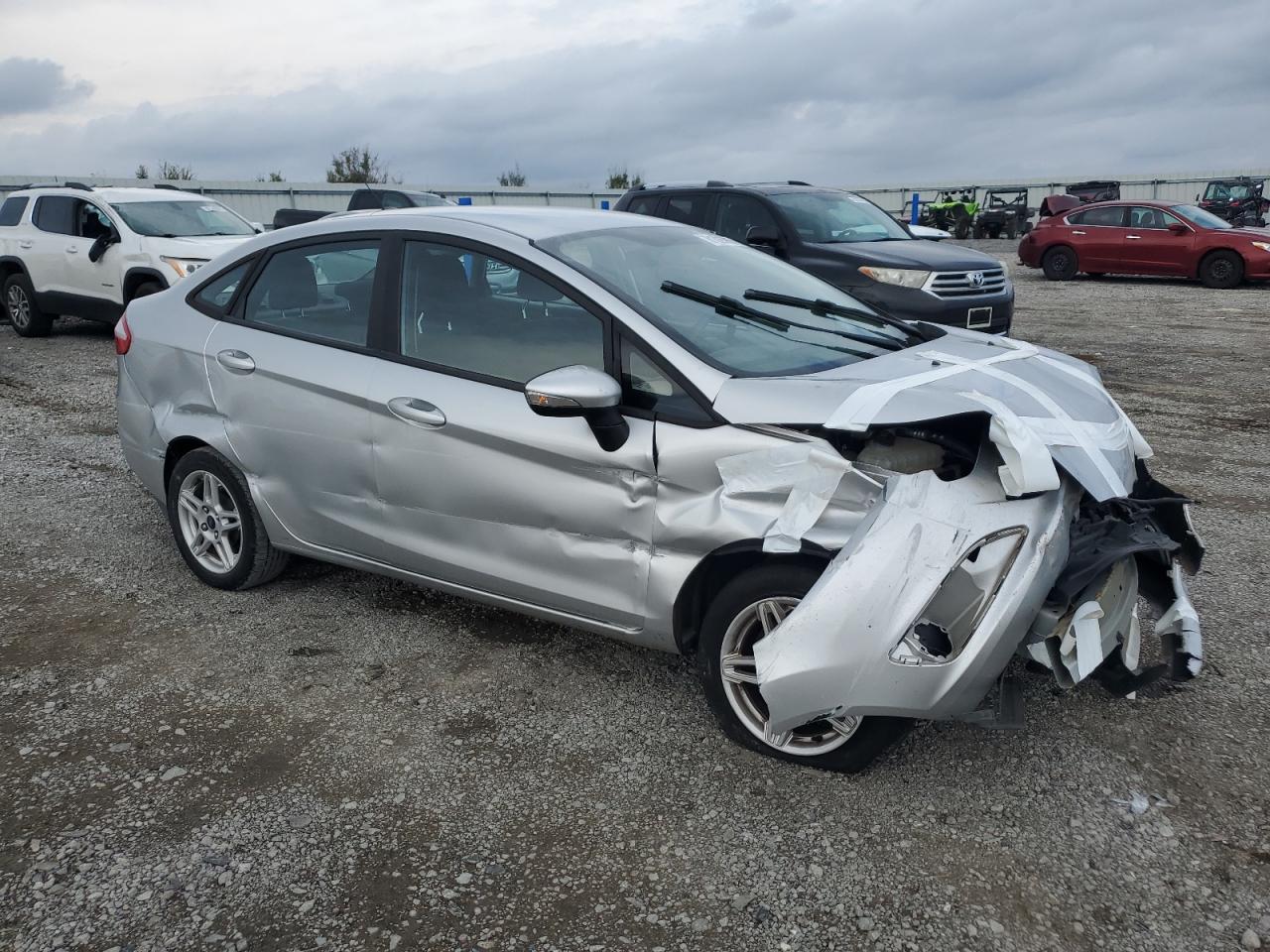 2019 Ford Fiesta Se - zdjęcie 4