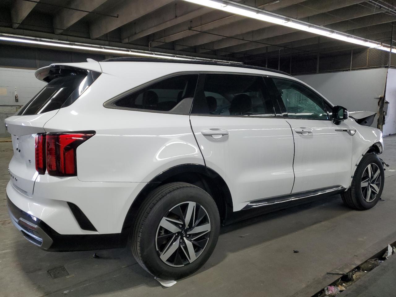 2021 Kia Sorento S - zdjęcie 3