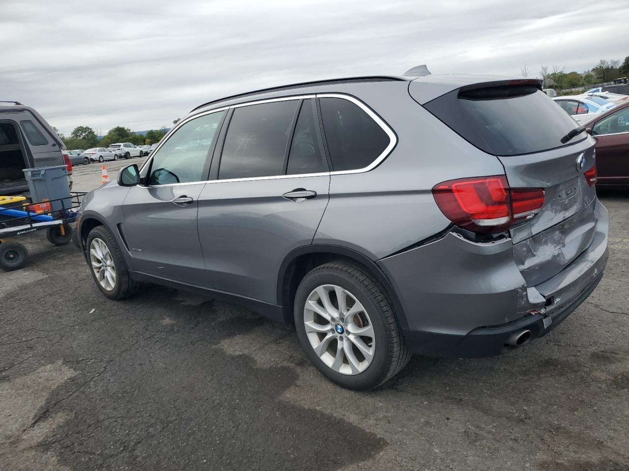 2016 BMW X5 xDrive35I - zdjęcie 2