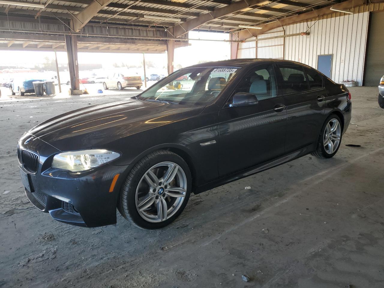 2013 BMW Seria 5 - zdjęcie główne