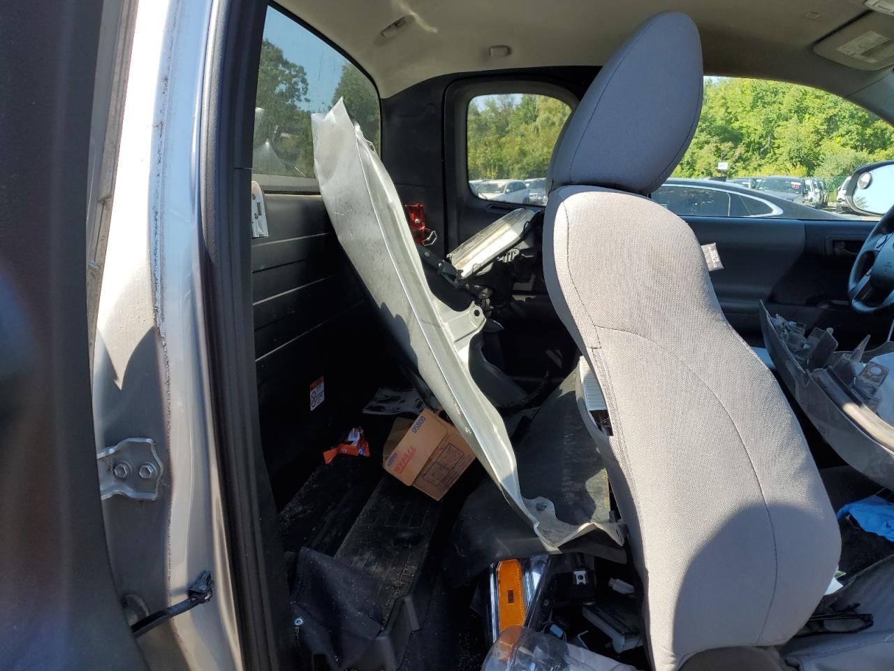 2020 Toyota Tacoma Access Cab - zdjęcie 10