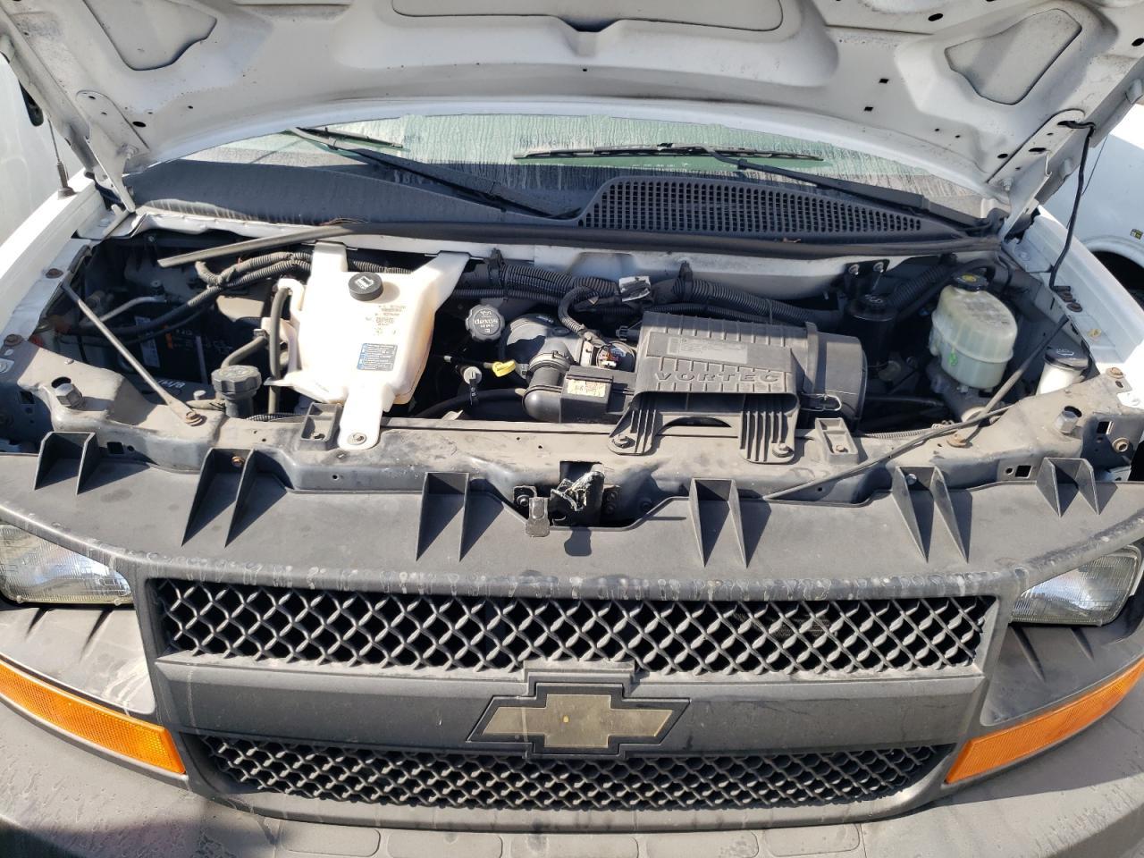 2013 Chevrolet Express G2500 - zdjęcie 11