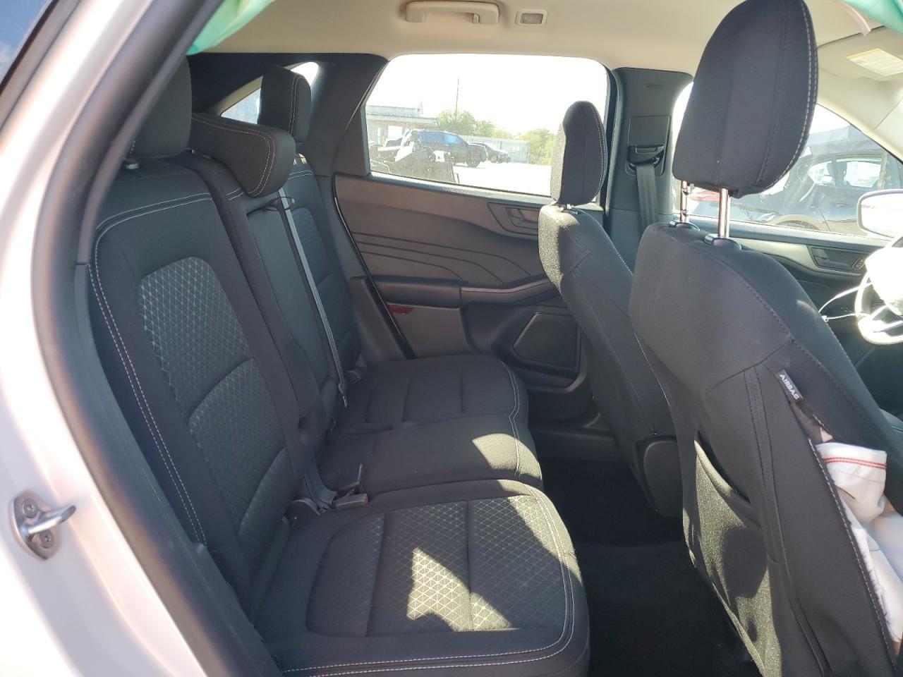 2025 Ford Escape - zdjęcie 10