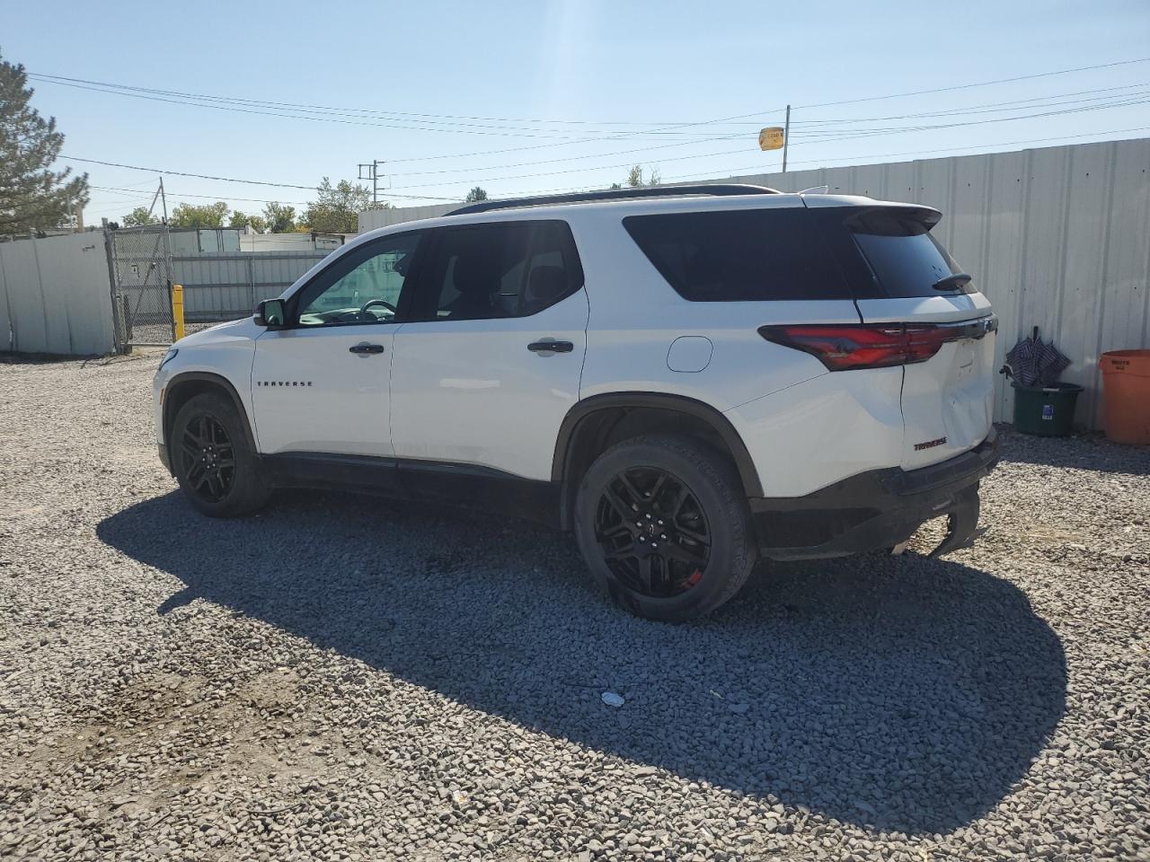 2023 Chevrolet Traverse - zdjęcie 2