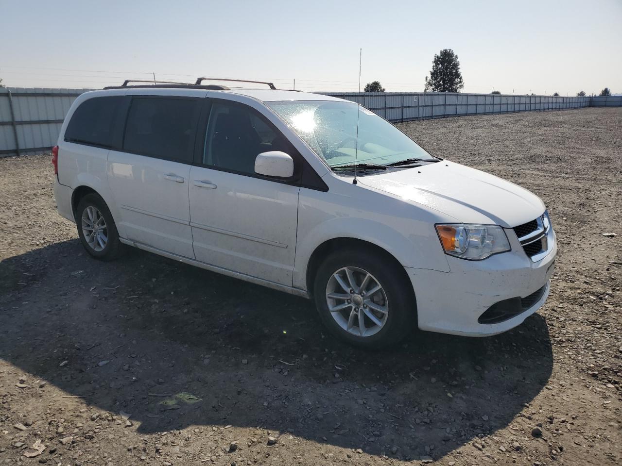 2016 Dodge Grand Caravan Sxt - zdjęcie 4